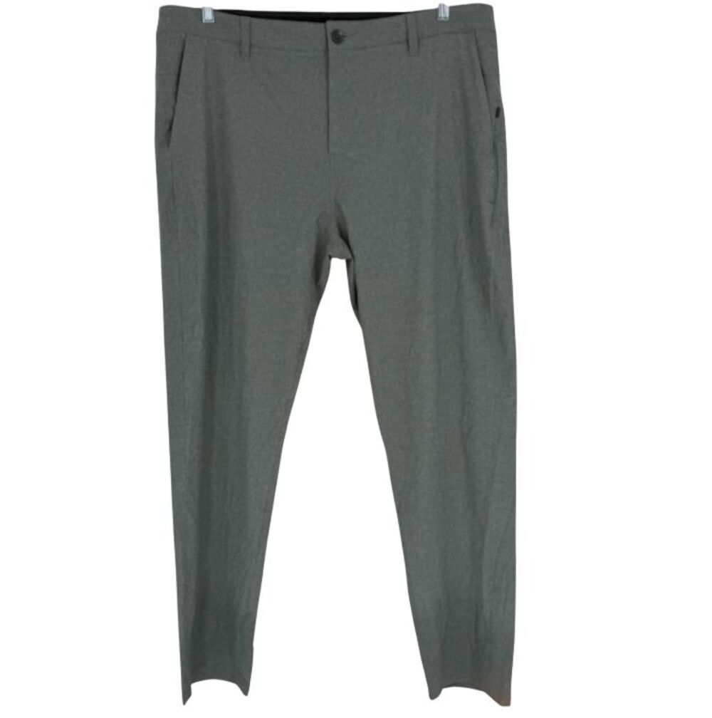 Vuori Pants Mens Size 38x32 Gray Slacks Style V431 Athletic Performance Stretch